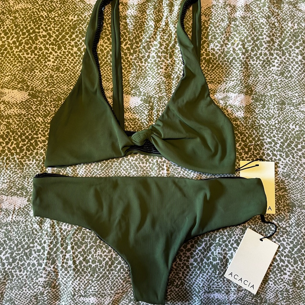 Basil Ribbed Set